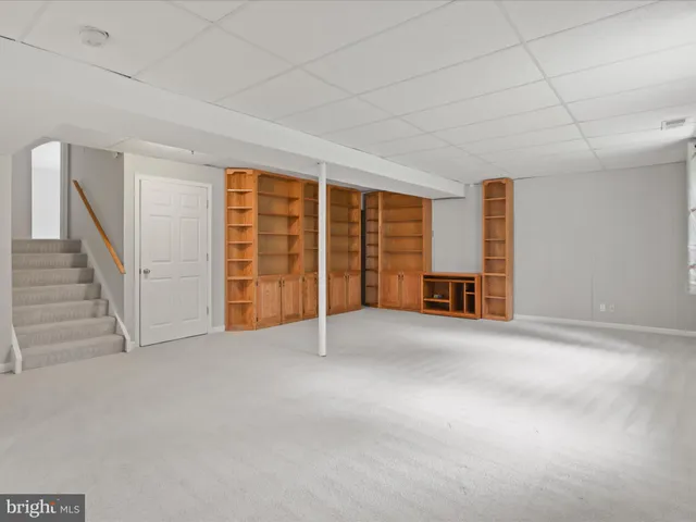 a view of a backyard with garden