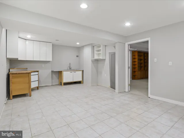 $949,999 | 7533 Hollindale Court, Alexandria, VA 22306