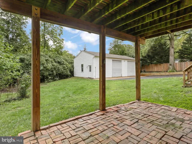 $949,999 | 7533 Hollindale Court, Alexandria, VA 22306