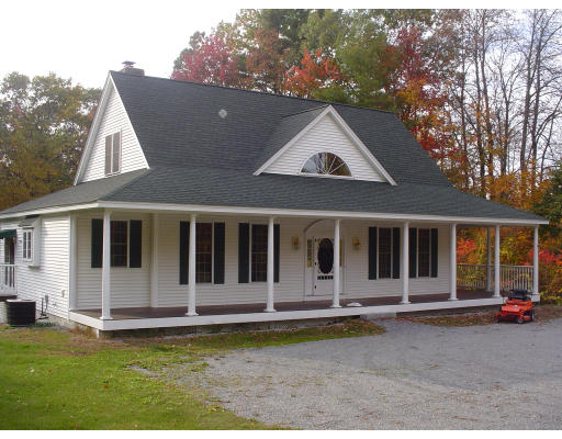270 Wallace Hill Road Townsend, MA 01469 - Photo 2 of 18 Gallery Image 2