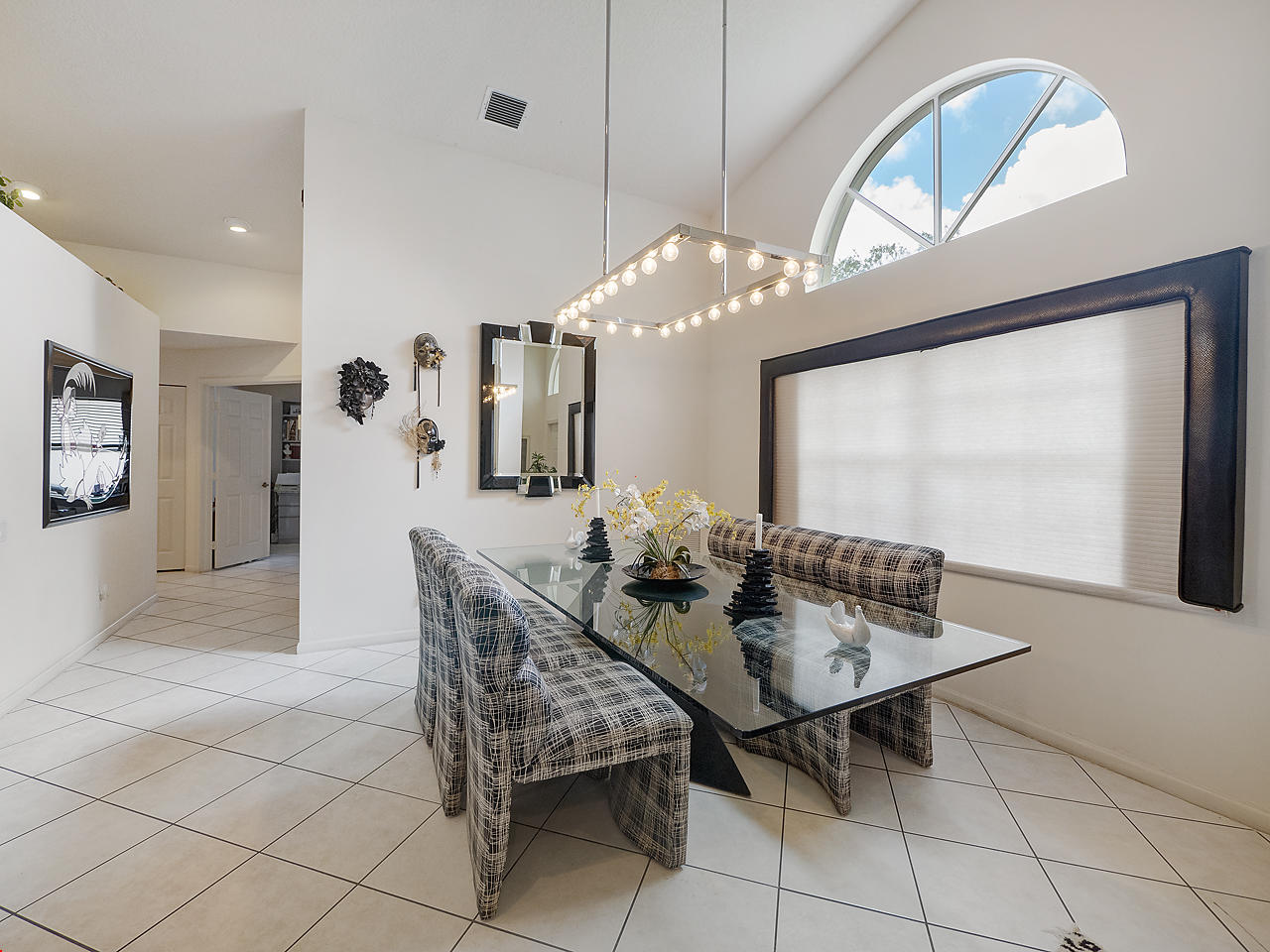 7044 Falls Road East Boynton Beach, FL 33437 - Photo 7 of 22 Formal Dining