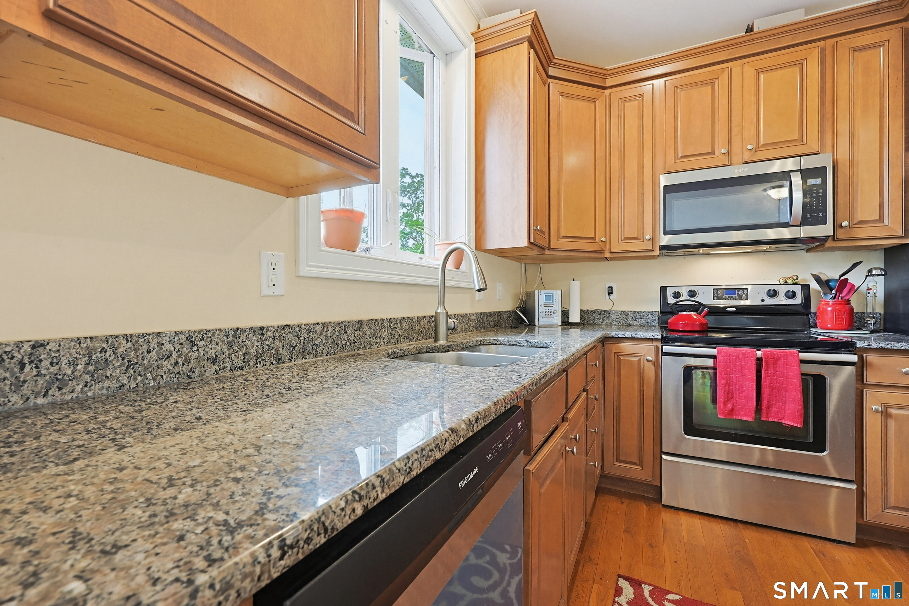 142 Brown Road Voluntown, CT 06384 - Photo 6 of 27