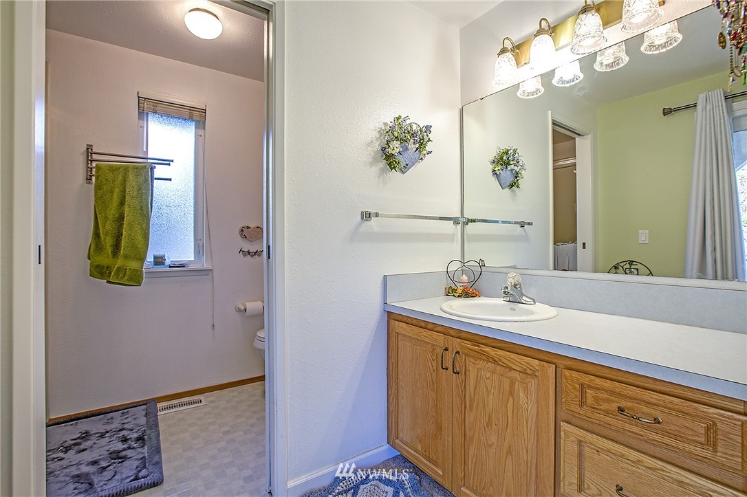 16805 Southeast 144th Street Renton, WA 98059 - Photo 16 of 20 Gallery Image 16