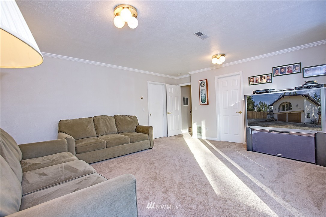 16805 Southeast 144th Street Renton, WA 98059 - Photo 10 of 20 Gallery Image 10