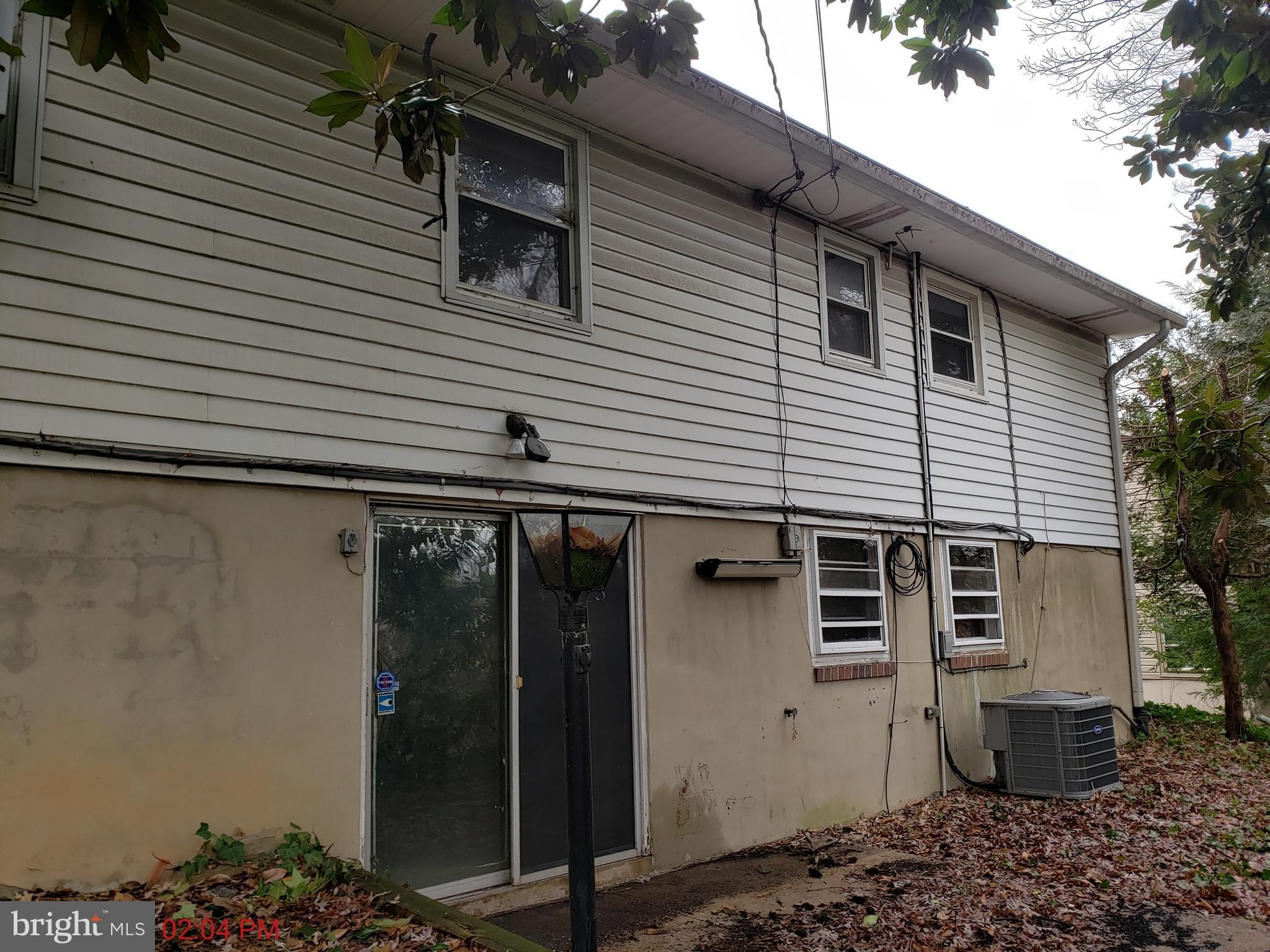 1740 Ellinwood Road Baltimore, MD 21237 - Photo 15 of 17 Rear View