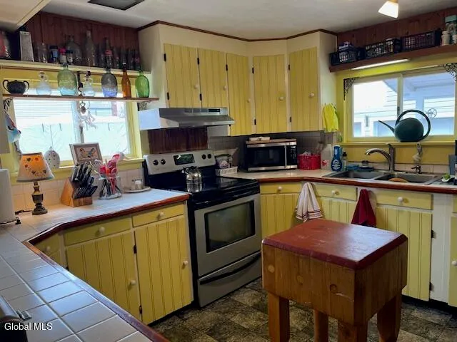 $245,000 | 9 Academy Street, Salem, NY 12865