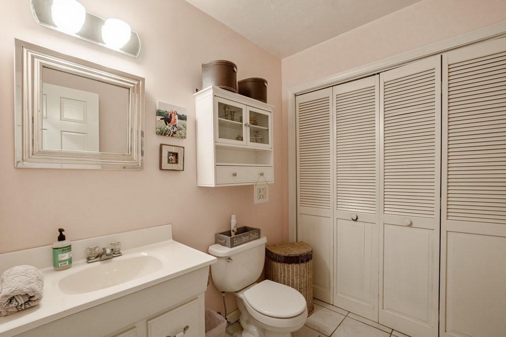 105 McCormick Road Spencer, MA 01562 - Photo 15 of 36 Gallery Image 15