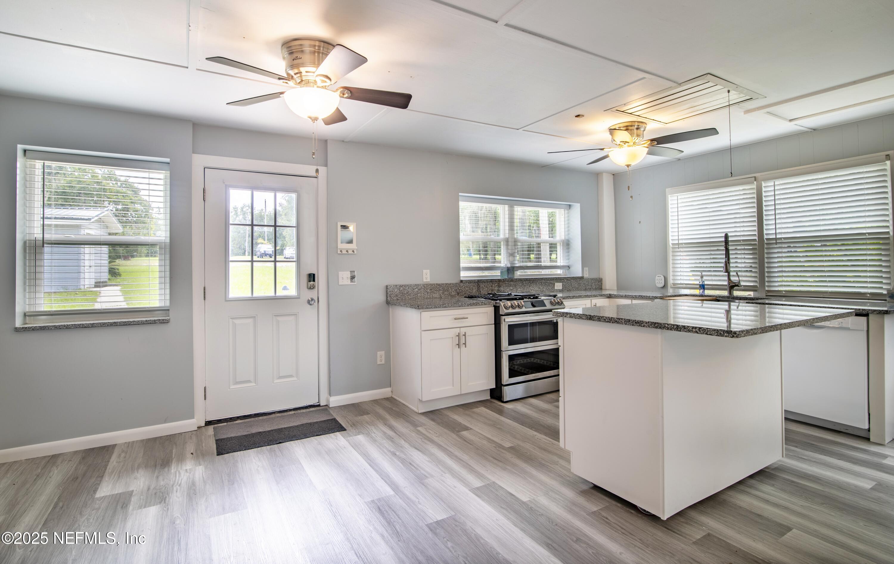 5557 County Road 352 Keystone Heights, FL 32656 - Photo 3 of 25 DSC_7927-HDR