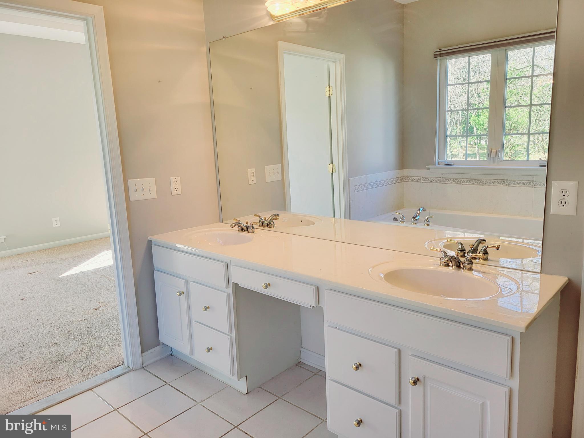 30 Pennington Court Riverside, NJ 08075 - Photo 41 of 95 dual sinks with makeup vanity