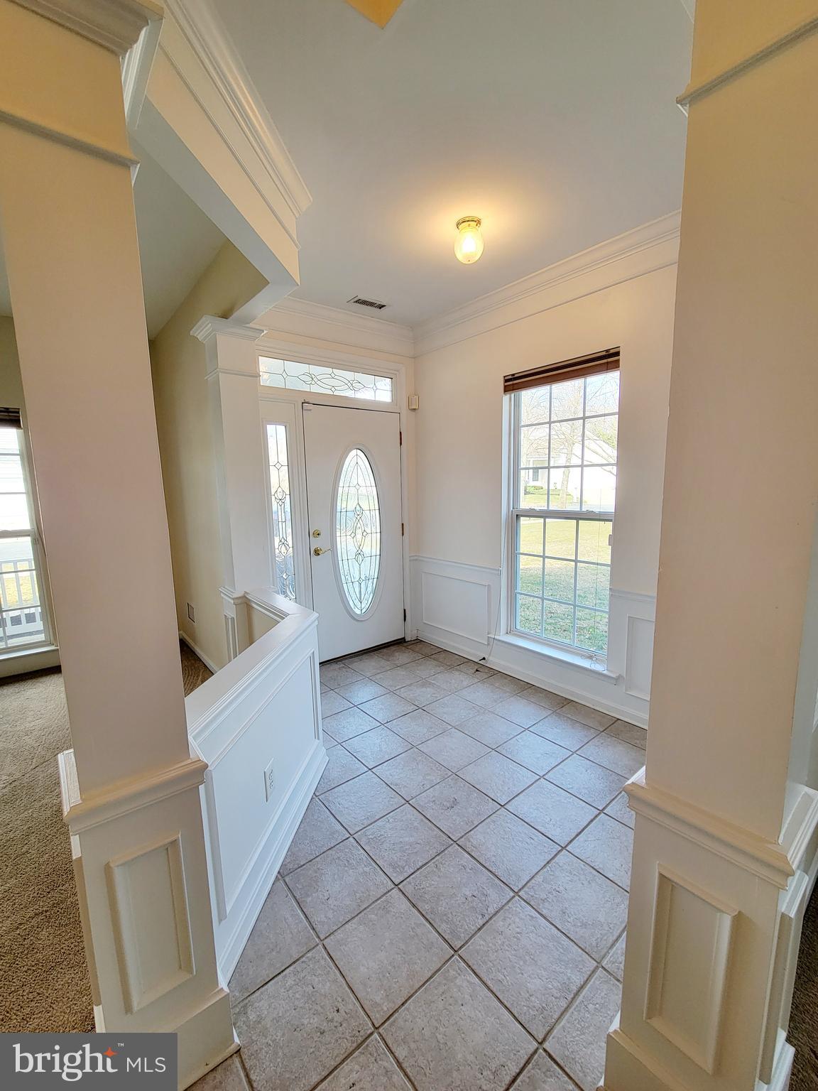 30 Pennington Court Riverside, NJ 08075 - Photo 9 of 95 Foyer Going Out