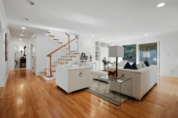 $3,298,000 | 917 Anita Avenue, Belmont, CA 94002