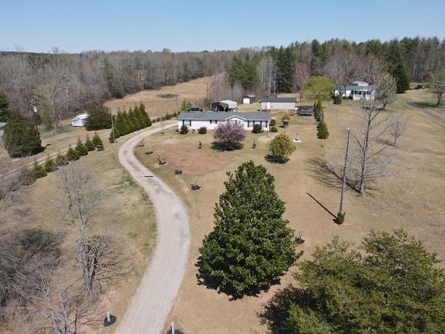 391 Monroe Bruce Farm Road Campobello, SC 29322 - Photo 2 of 40