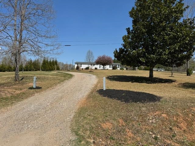 391 Monroe Bruce Farm Road Campobello, SC 29322 - Photo 4 of 40