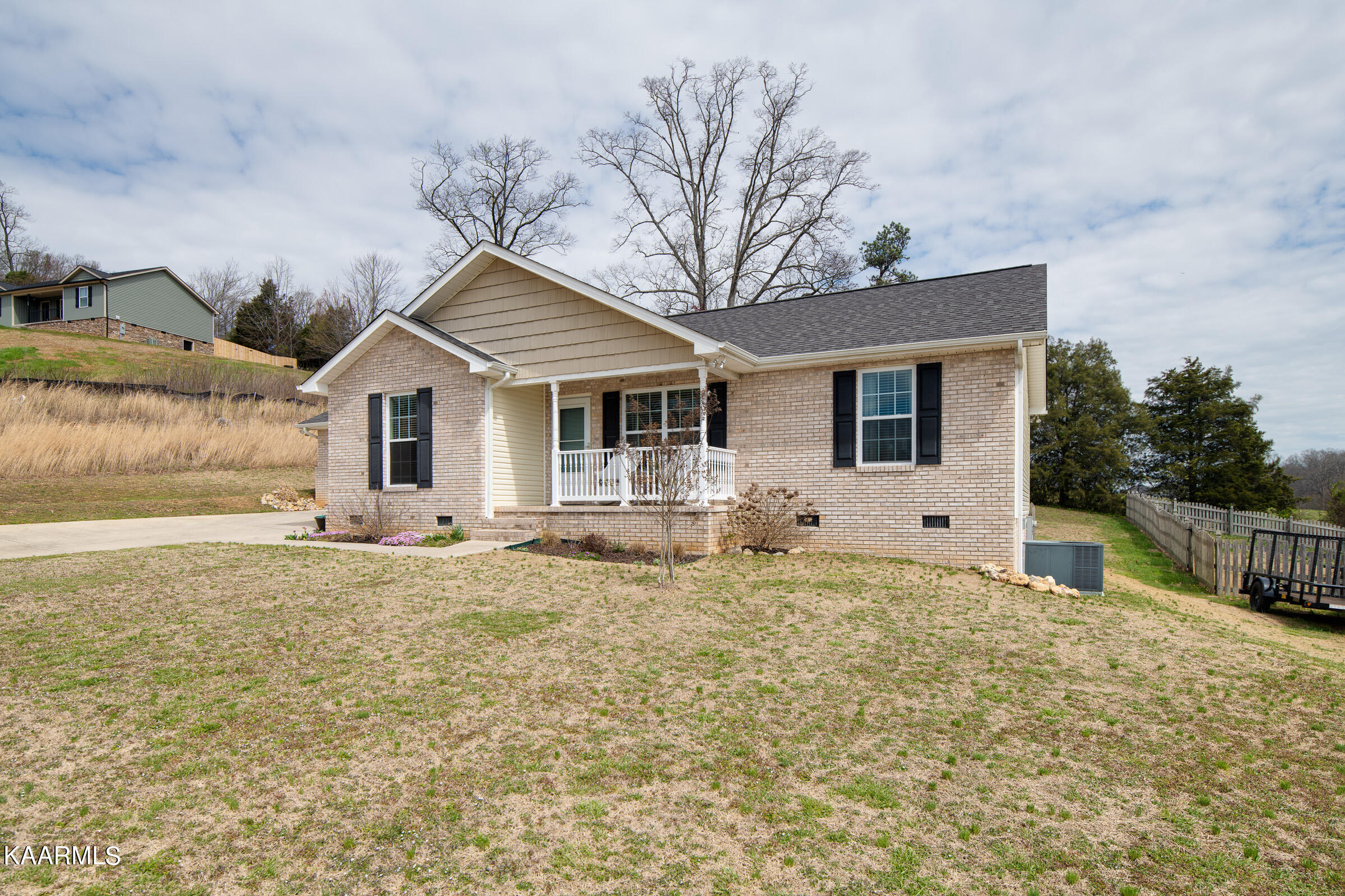 507 South Glen Road Maynardville, TN 37807 - Photo 3 of 20 JBP_Glen5075_2400px-4