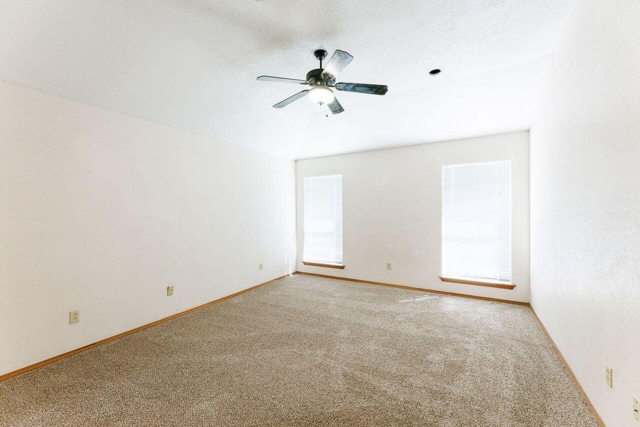 5903 70th Street Lubbock, TX 79424 - Photo 17 of 28 5903 70-17