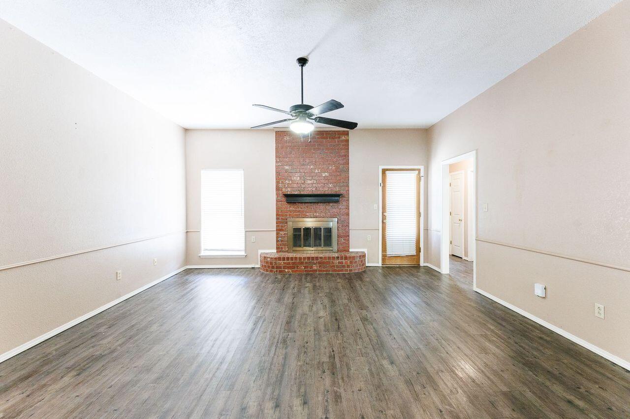 5903 70th Street Lubbock, TX 79424 - Photo 4 of 28 5903 70-4