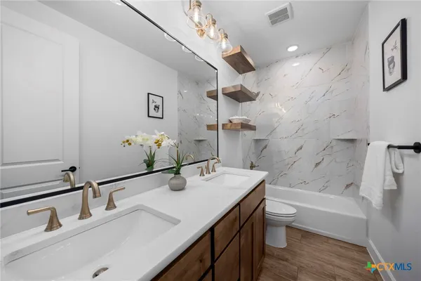 $630,000 | 11144 Golden Eagle Avenue, Salado, TX 76571