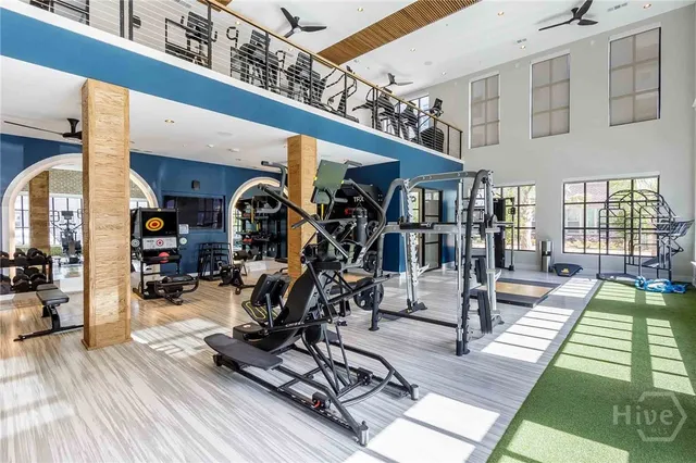 $2,380 | 1150 East Perry Lane, Unit B4, Savannah, GA 31401