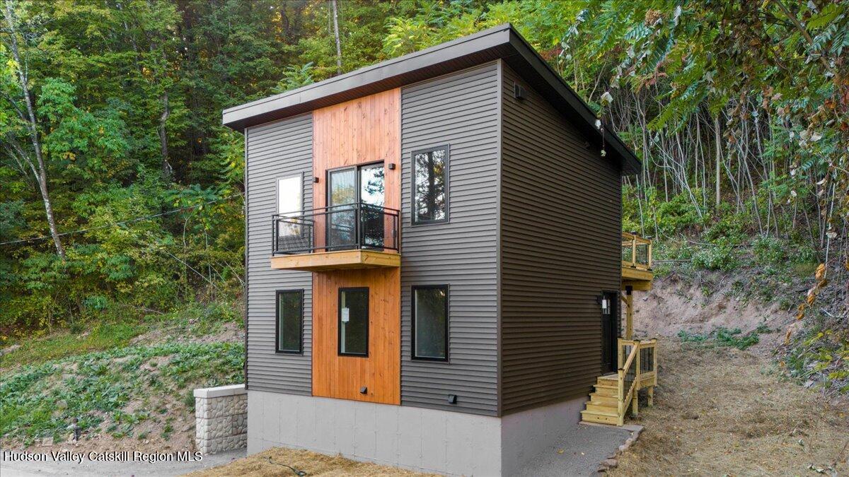 711 Vedder Mountain Road Catskill, NY 12414 - Photo 30 of 30 30-Front Right