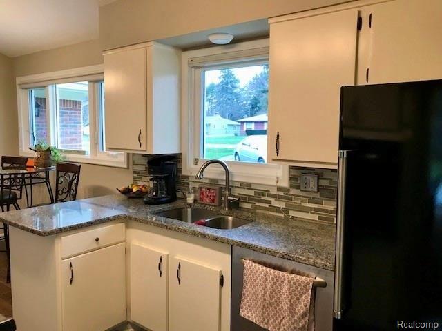 259 Nesbit Lane Rochester Hills, MI 48309 - Photo 16 of 38