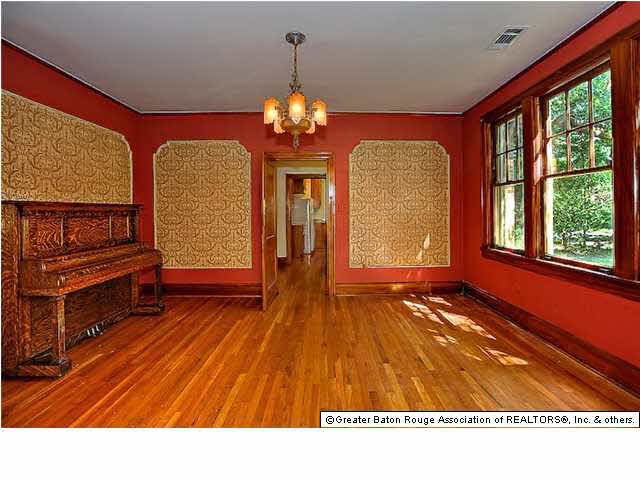 2047 Terrace Avenue Baton Rouge, LA 70806 - Photo 7 of 19 Gallery Image 7
