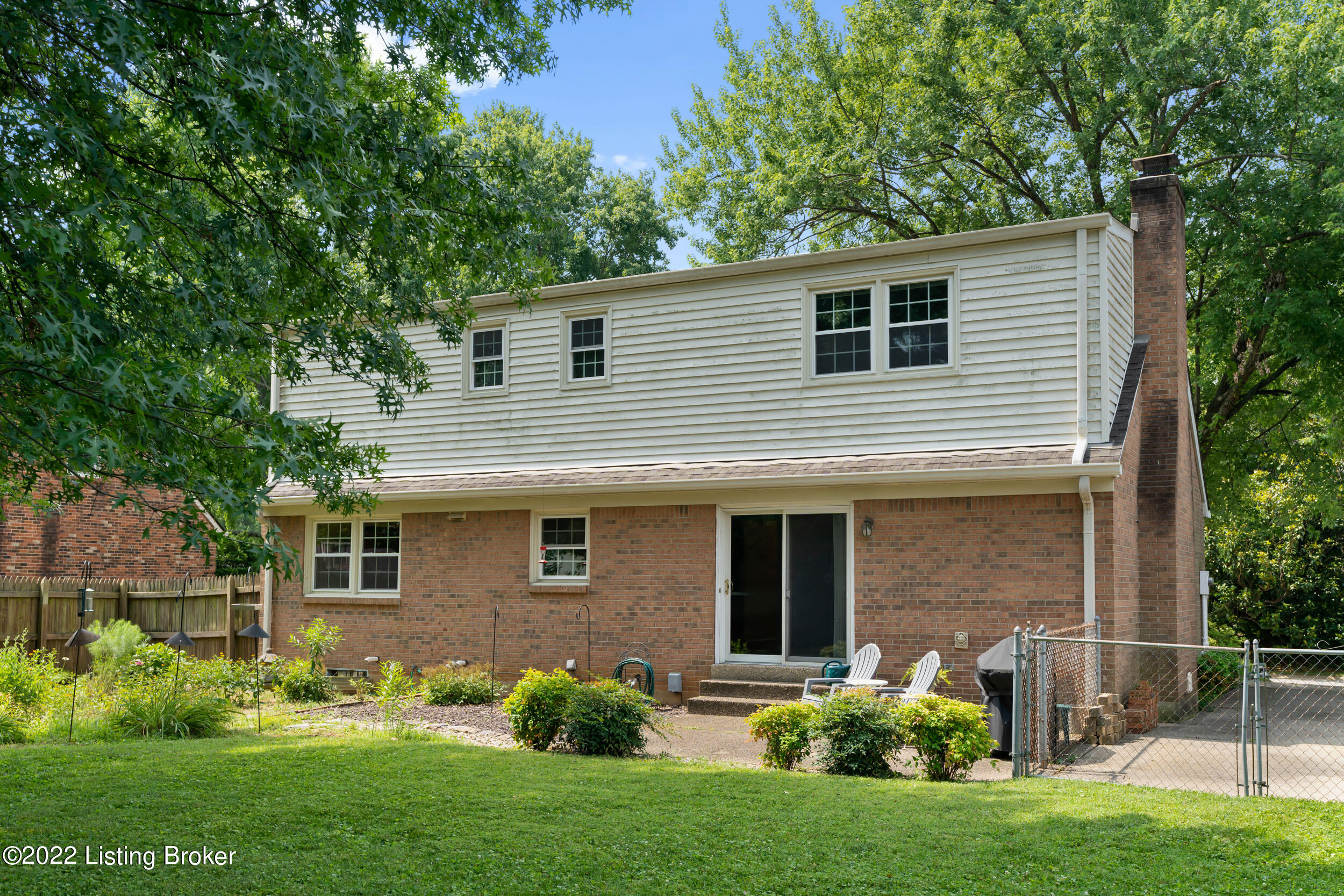 6709 Copperfield Road Louisville, KY 40207 - Photo 36 of 42 6709 Copperfield Road-04