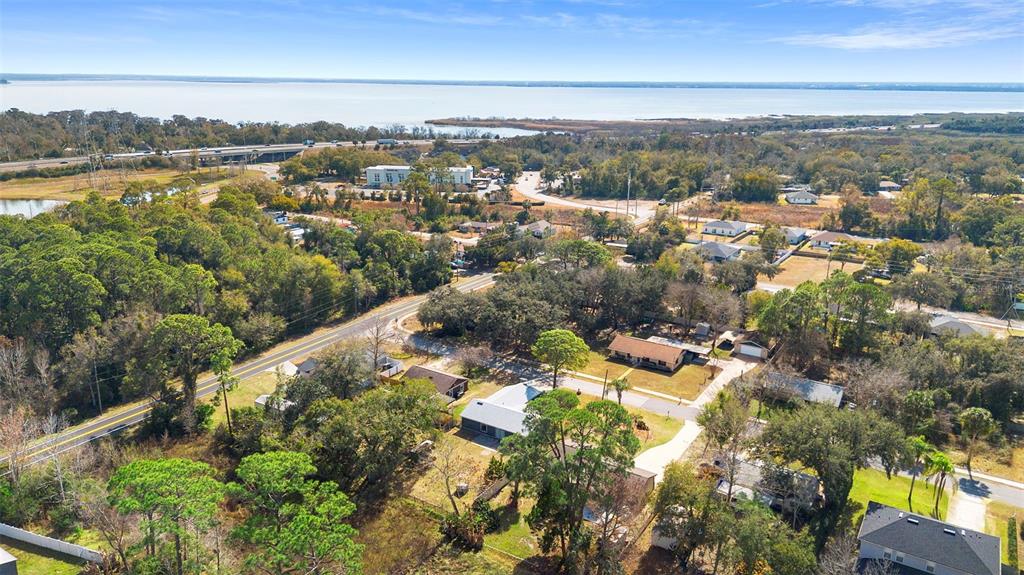 286 Valencia Road DeBary, FL 32713 - Photo 36 of 38 a view of a city