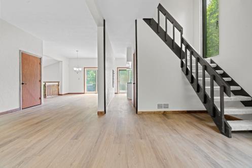 360 Guys Run Road Cheswick, PA 15024 - Photo 4 of 28 Gallery Image 4