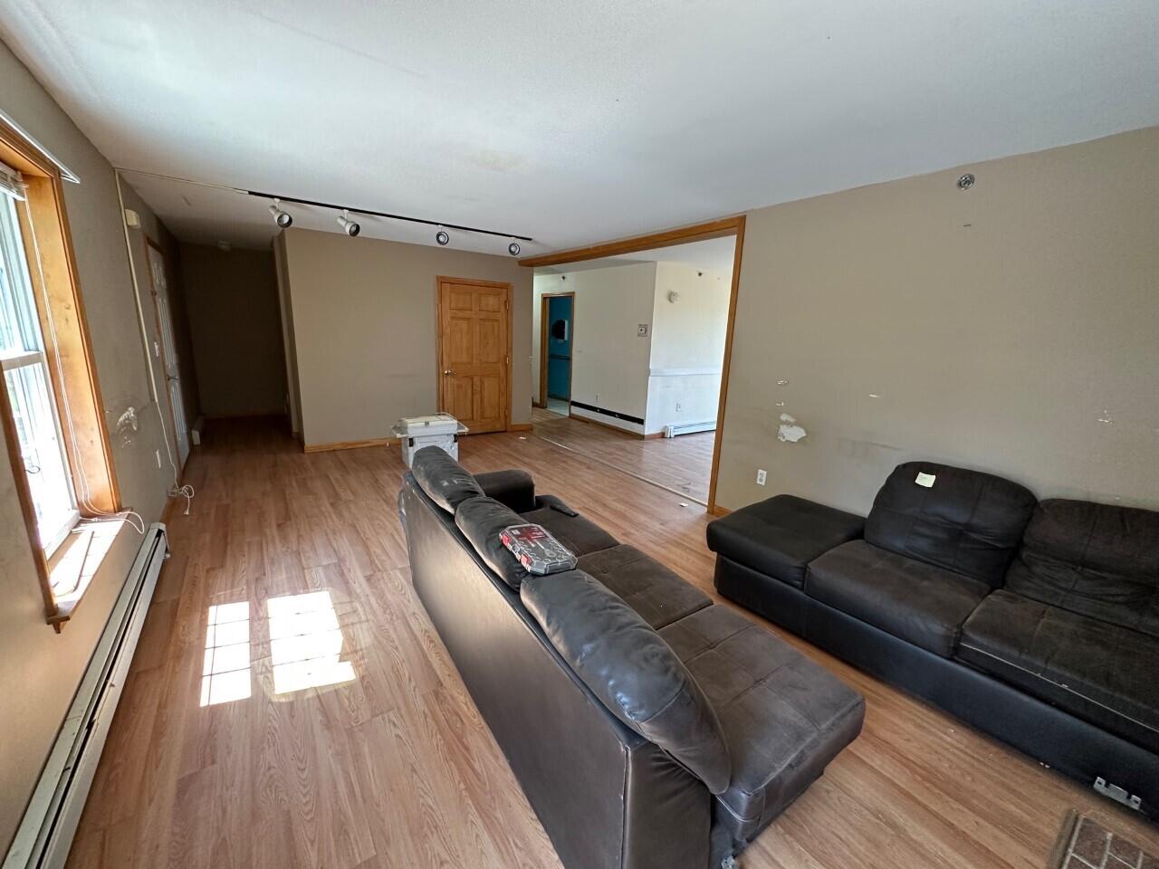 138 Church Road Bangor, ME 04401 - Photo 8 of 31 Living Room 4