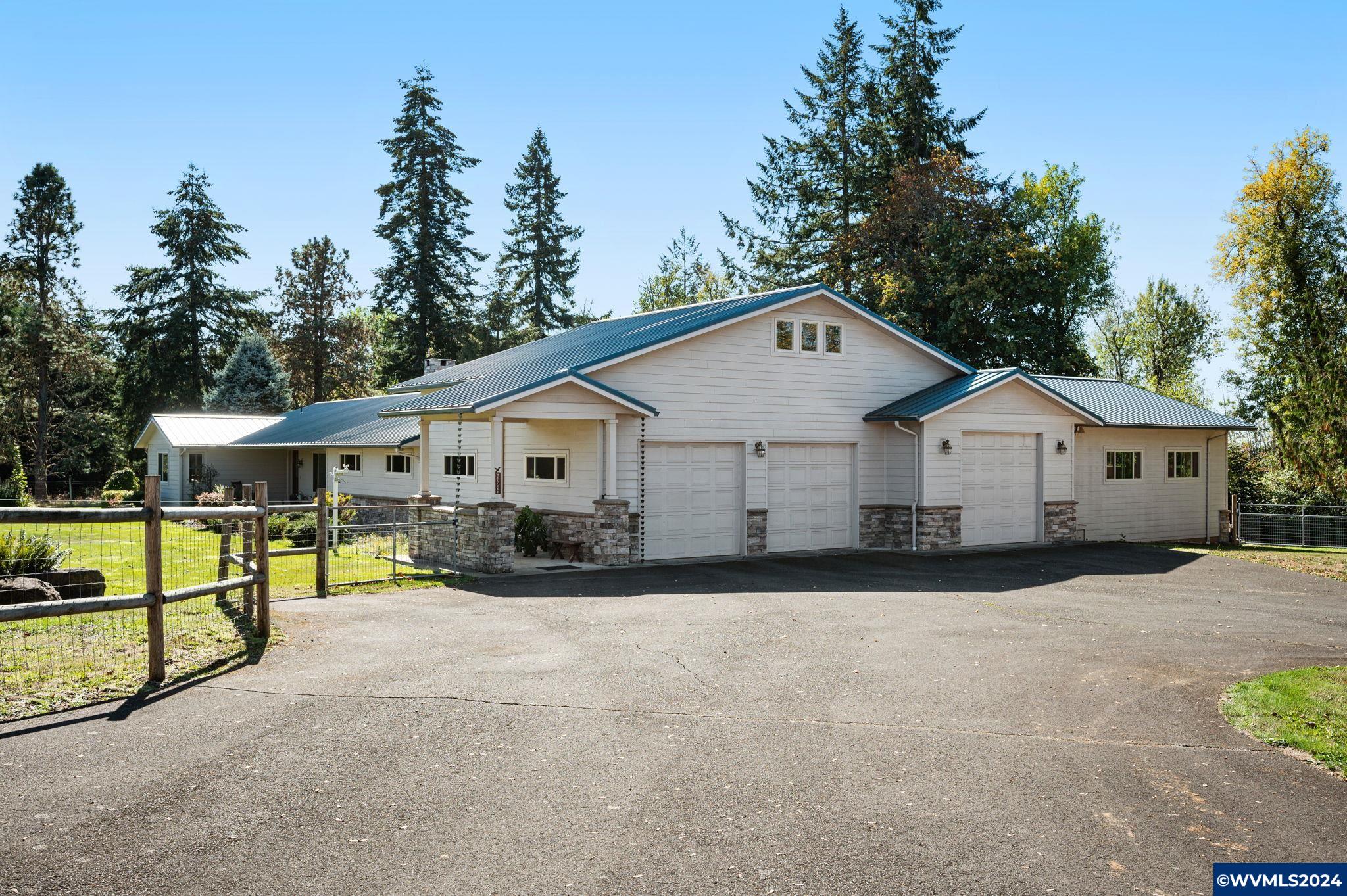 2521 Southeast Drift Creek Road Southeast Sublimity, OR 97385 - Photo 1 of 50