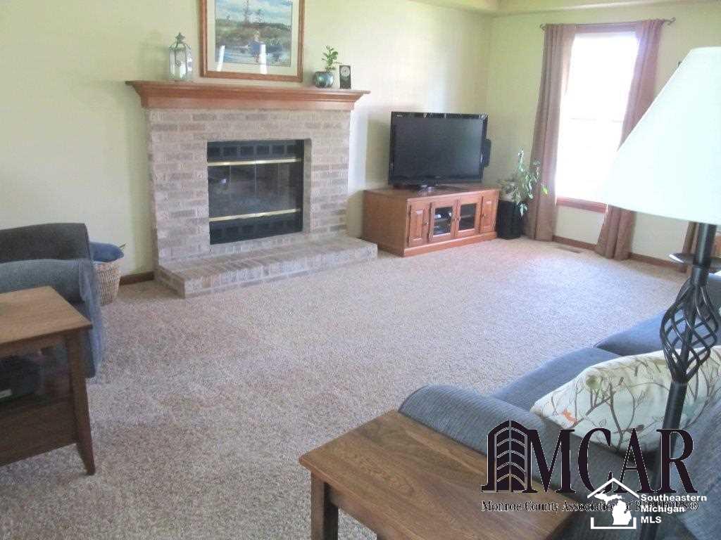 2590 Sandpiper Road Lambertville, MI 48144 - Photo 4 of 18 Gallery Image 4