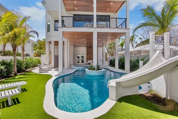 $4,990,000 | 135 Avenida Veneccia, Sarasota, FL 34242