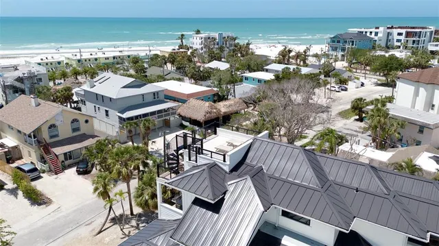 $5,290,000 | 135 Avenida Veneccia, Sarasota, FL 34242