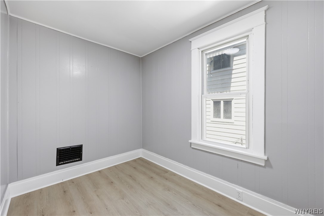 129 Ridge Park Avenue Buffalo, NY 14211 - Photo 23 of 47