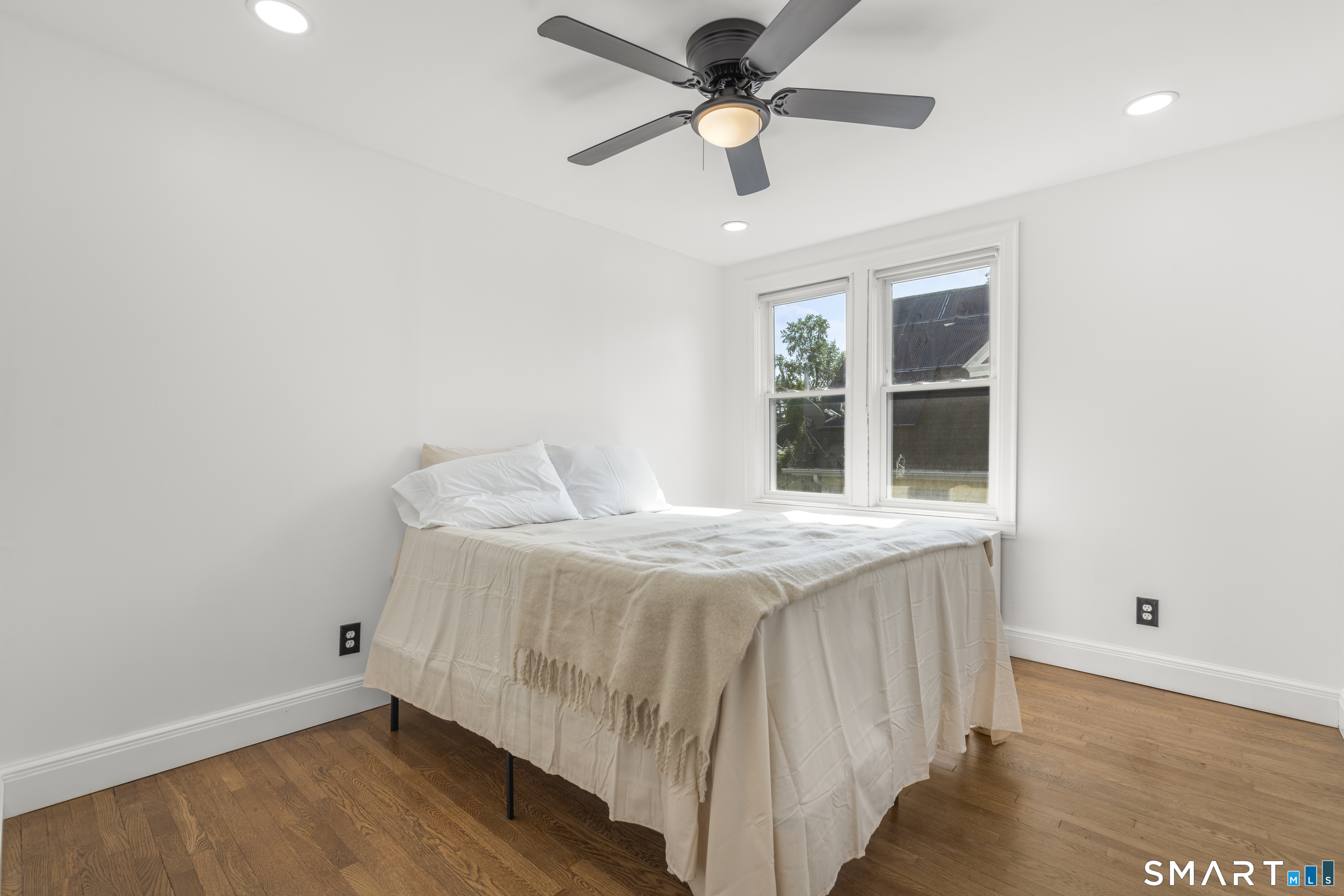 215 Stratford Road New Britain, CT 06053 - Photo 17 of 33
