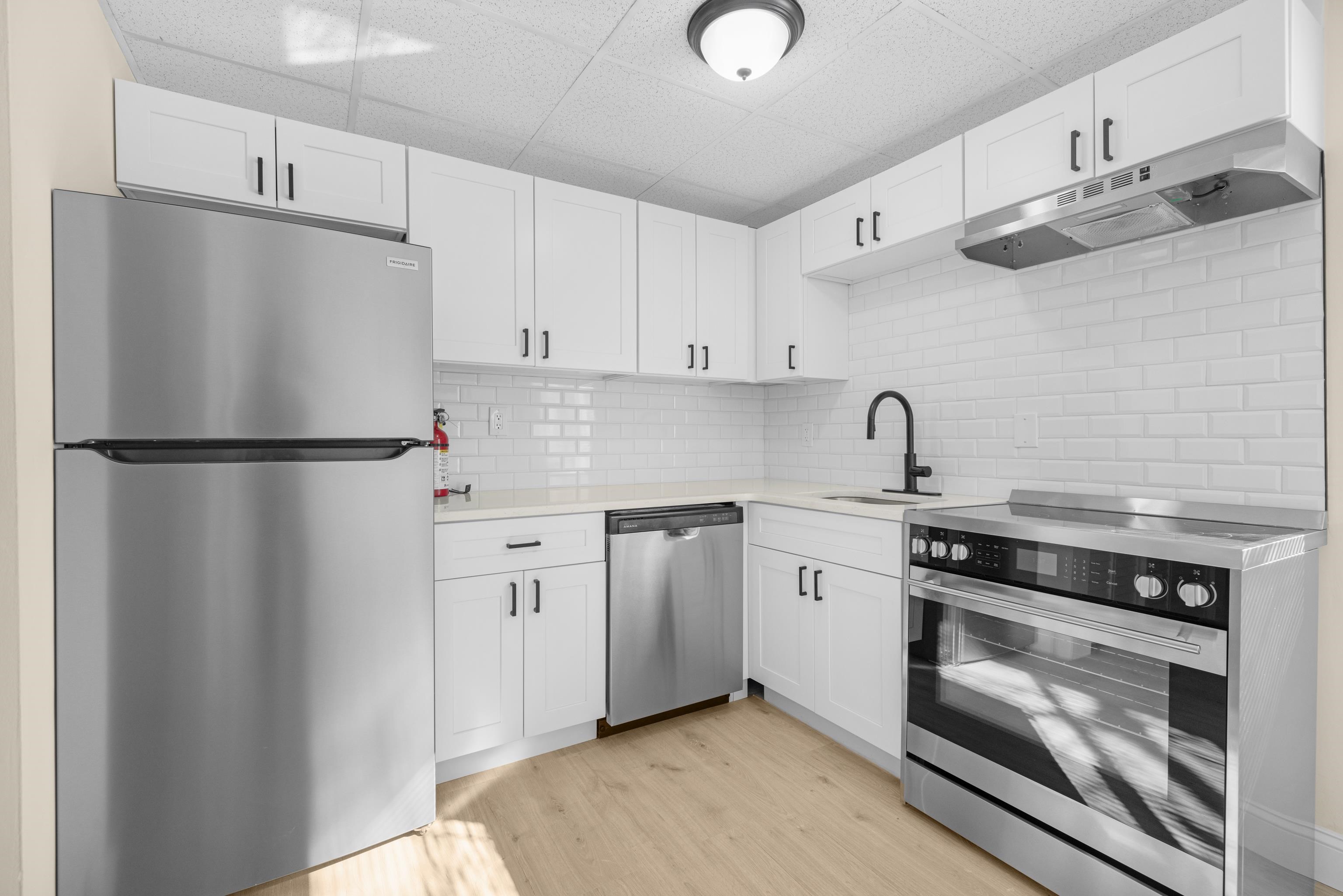 128 East Rio Grande Avenue, Unit F Wildwood, NJ 08260 - Photo 6 of 23