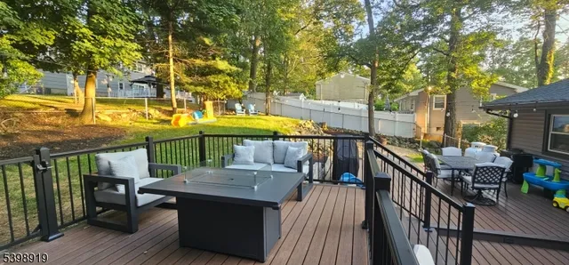 $3,500 | 141 West End Avenue, Hopatcong, NJ 07843