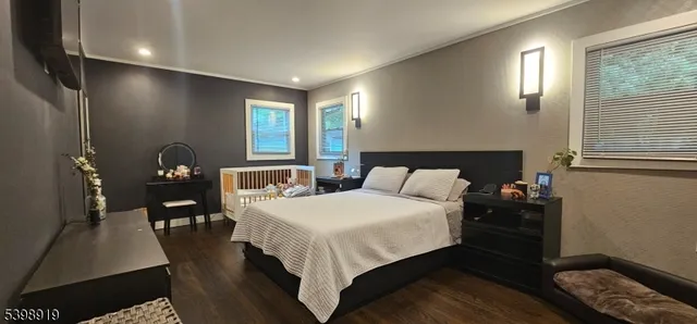 $3,500 | 141 West End Avenue, Hopatcong, NJ 07843