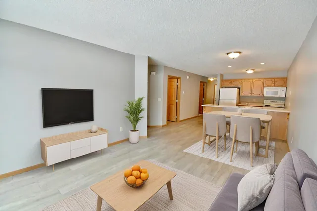 $185,000 | 939 Cypress Road, Unit 4, St. Cloud, MN 56303