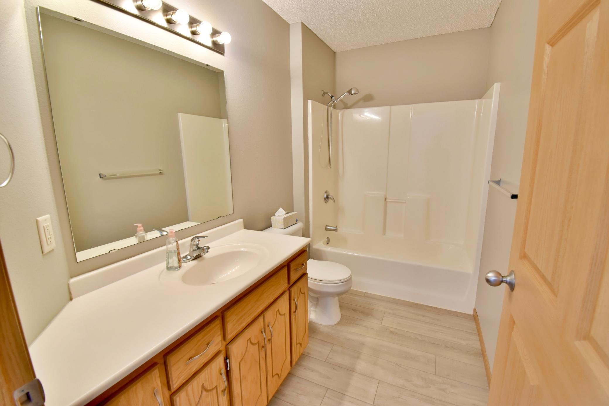 939 Cypress Road, Unit 4 St. Cloud, MN 56303 - Photo 5 of 8