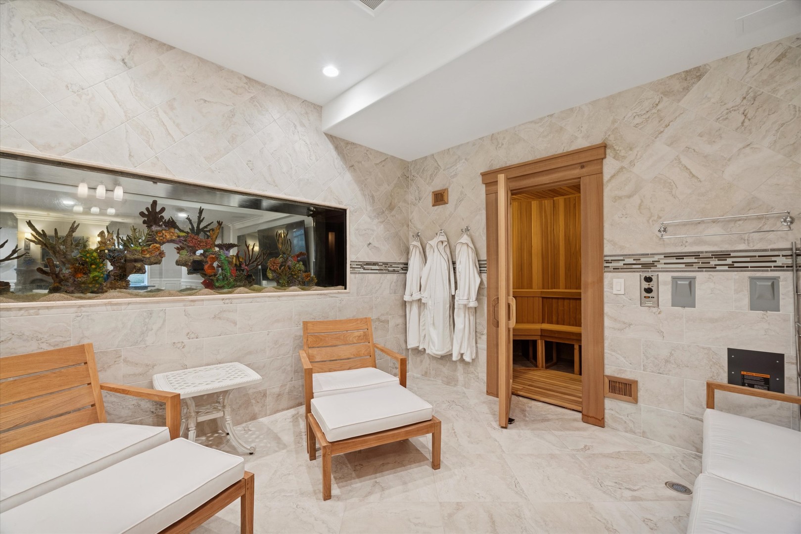 321 East 9th Street Hinsdale, IL 60521 - Photo 28 of 36