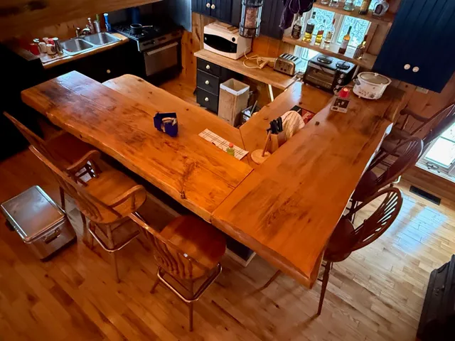 $349,000 | 1450 Vermont Route 8, Wilmington, VT 05363