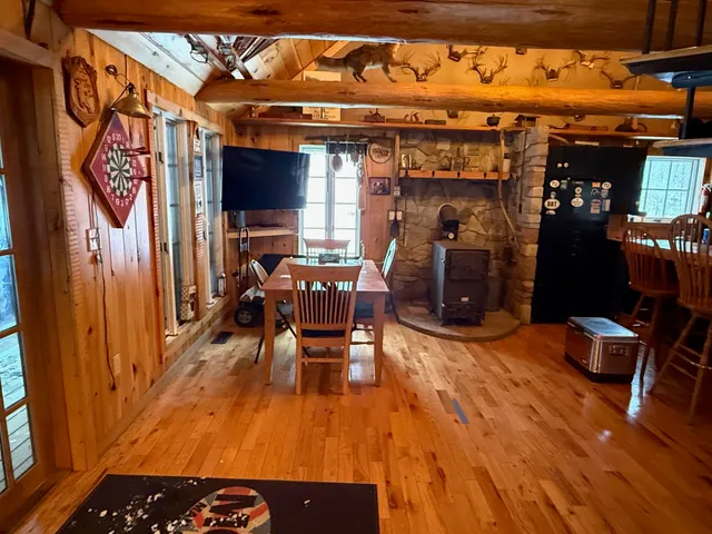 $349,000 | 1450 Vermont Route 8, Wilmington, VT 05363