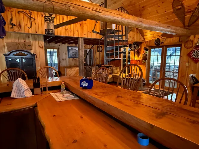 $349,000 | 1450 Vermont Route 8, Wilmington, VT 05363