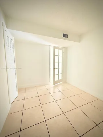 $2,000 | 9310 Fontainebleau Boulevard, Unit 203, Miami, FL 33172