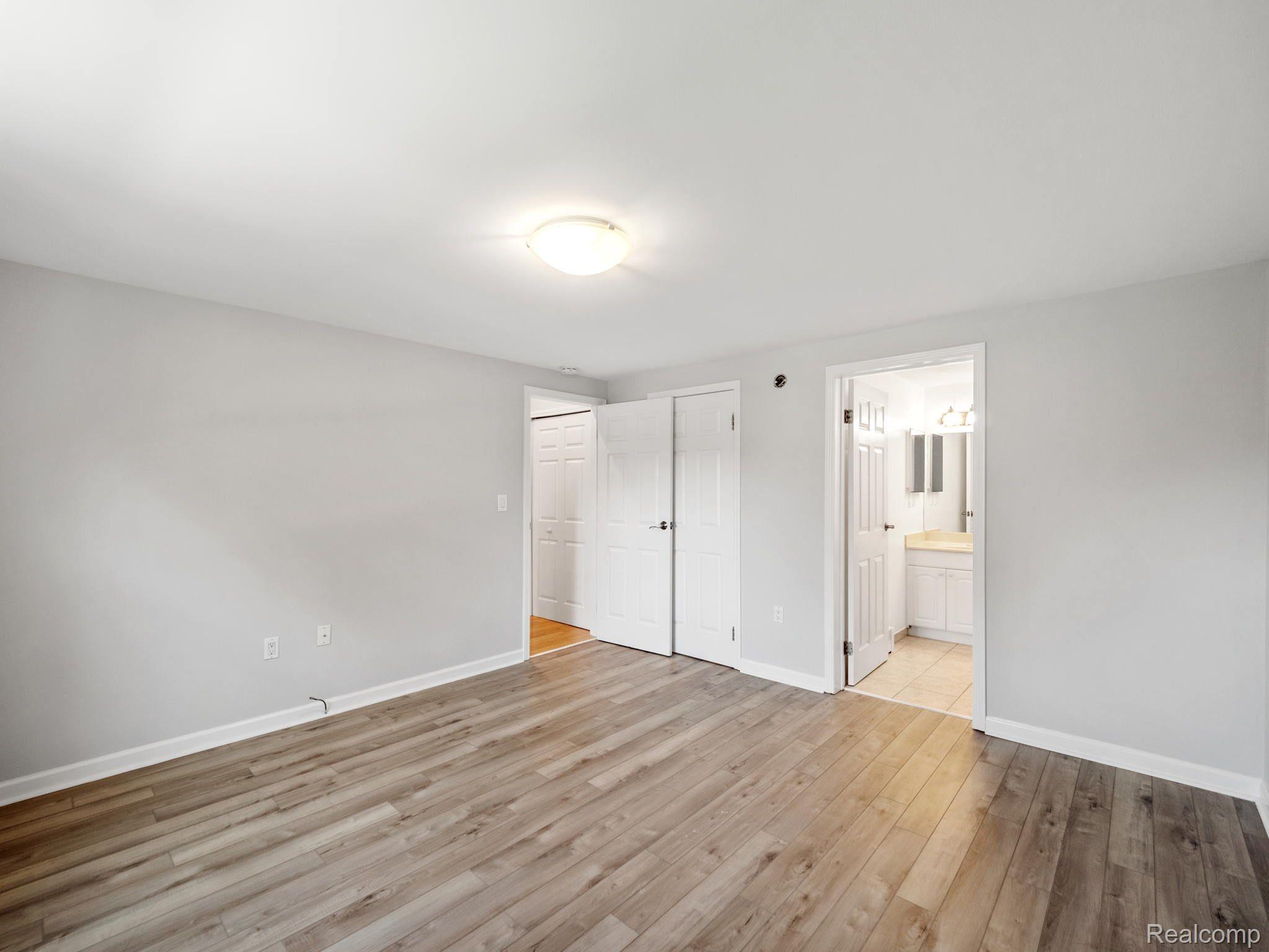 2233 London Bridge Drive, Unit 39 Rochester, MI 48307 - Photo 22 of 36 Gallery Image 22