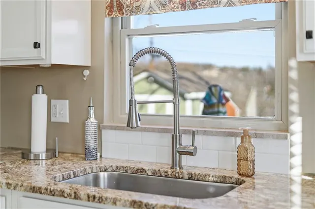 $2,900 | 633 Moreland Drive, Pittsburgh, PA 15243