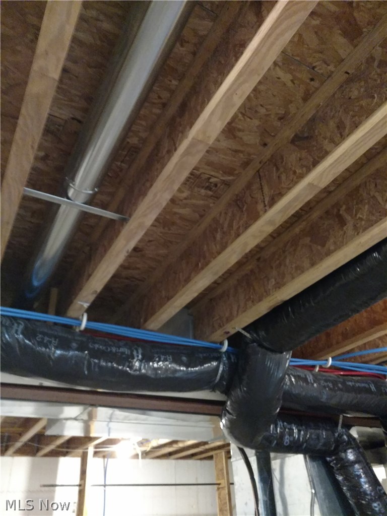 13580 Hall Road Chardon, OH 44024 - Photo 23 of 30 Gallery Image 23