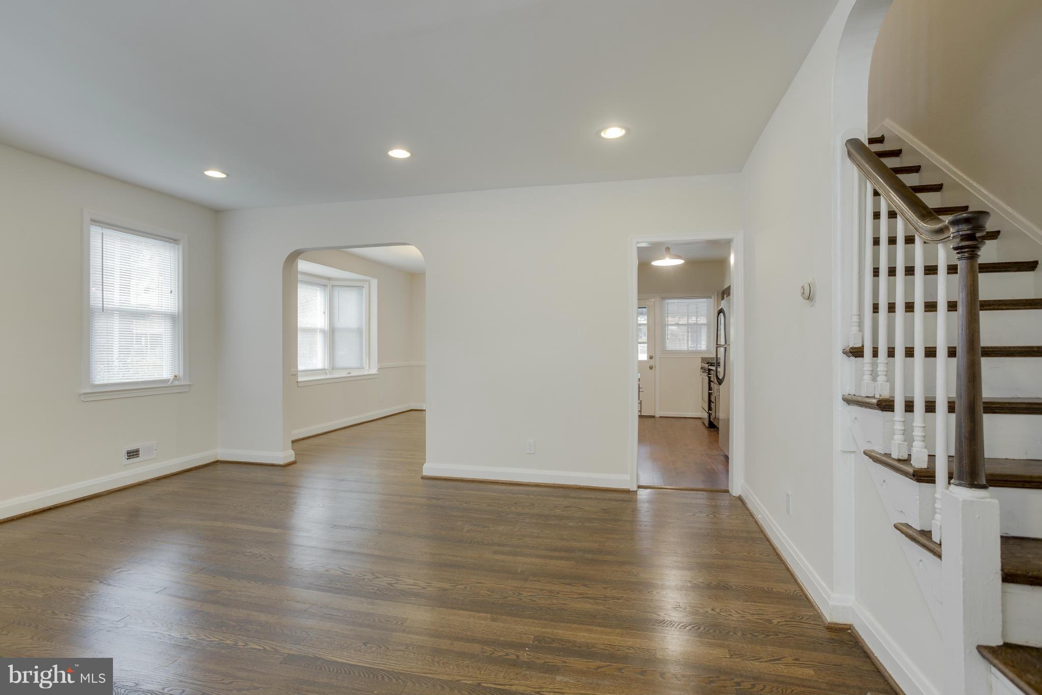 1230 Ramblewood Road Baltimore, MD 21239 - Photo 8 of 24 Living Room