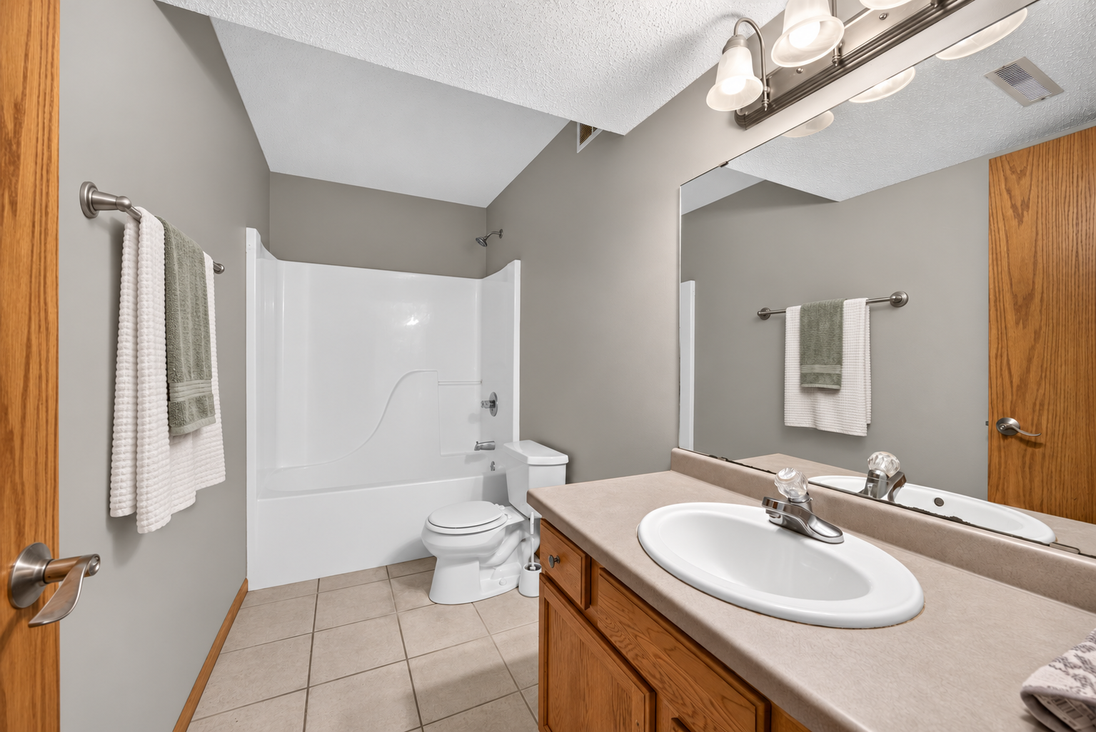 5920 Belfry Lane Northwest Rochester, MN 55901 - Photo 18 of 27 Gallery Image 18